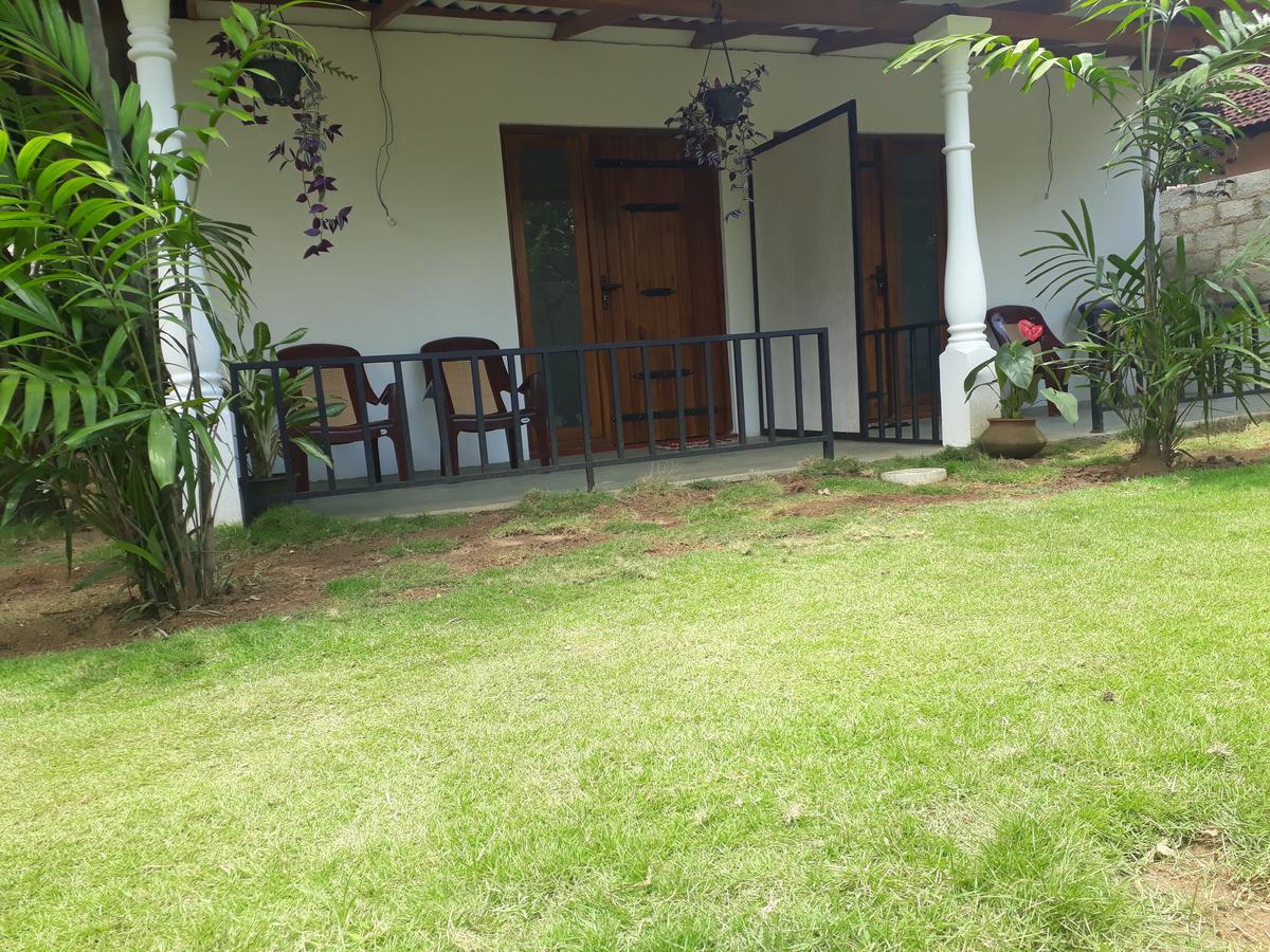 Akila Holiday Resort Habarana Exterior photo